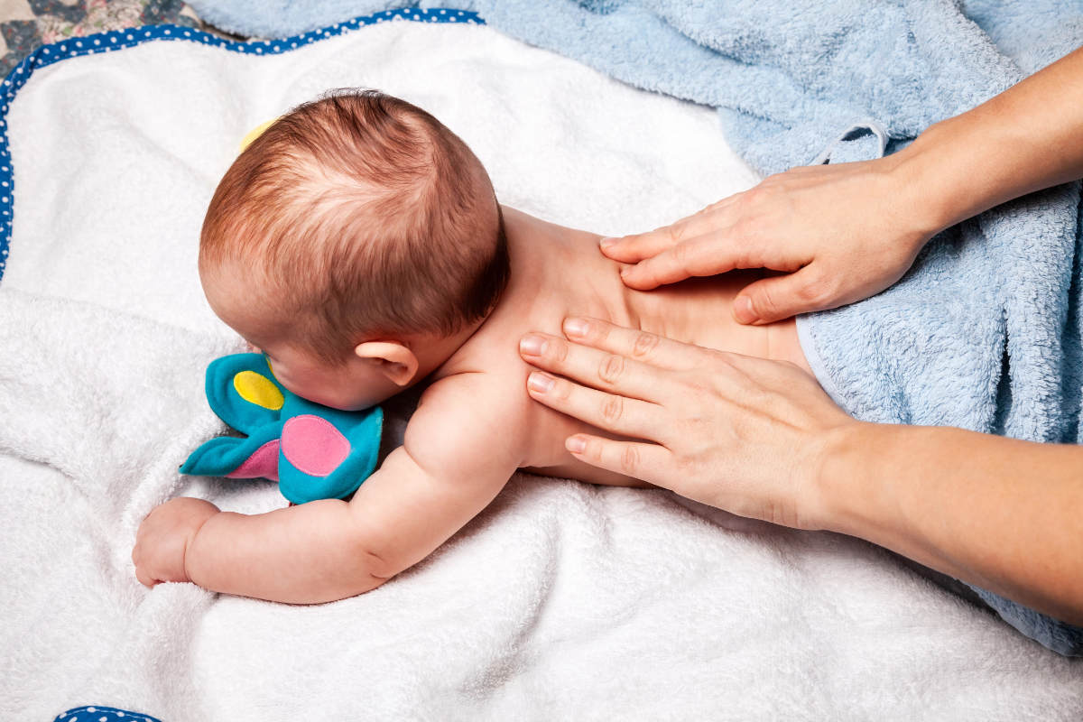 Soin pour bébé ostéopathe